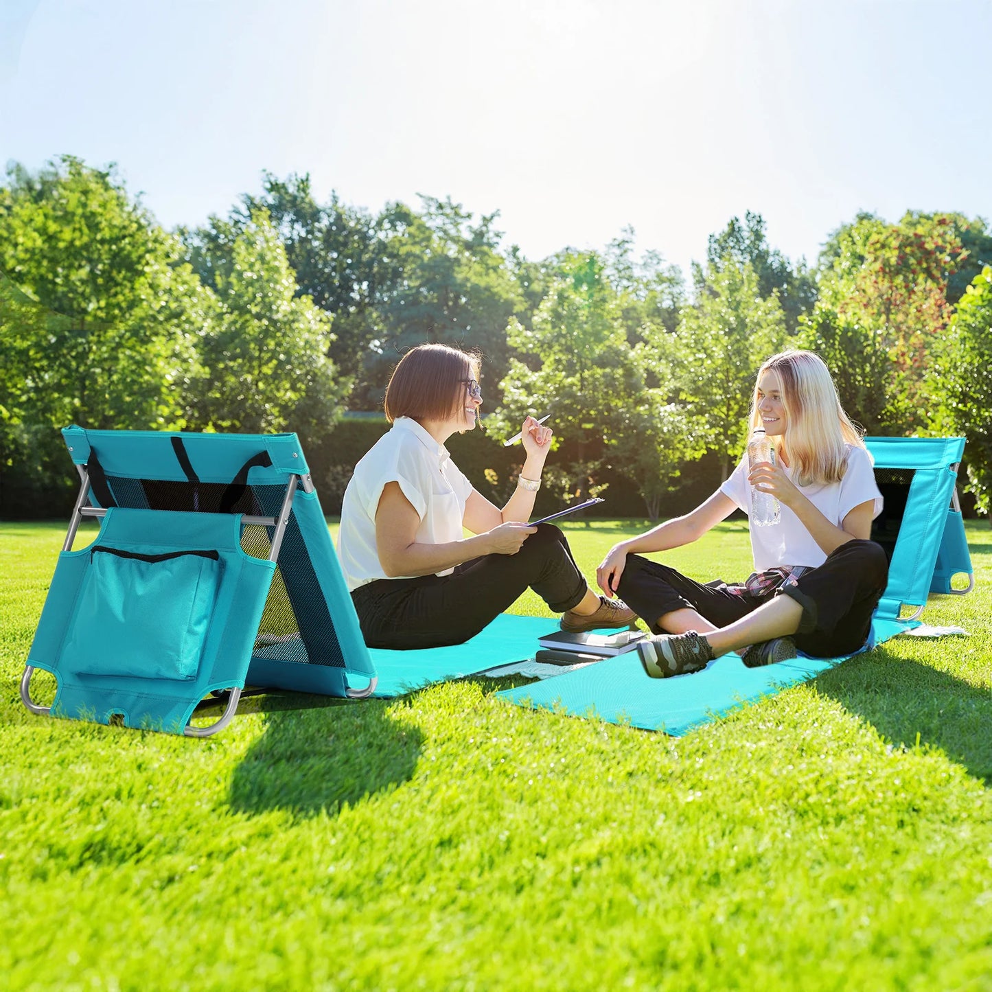 Foldable Beach Lounger Lightweight Beach Mat Lounge Chair with Breathable Mesh Back Cooler Pocket for Tanning Relaxing